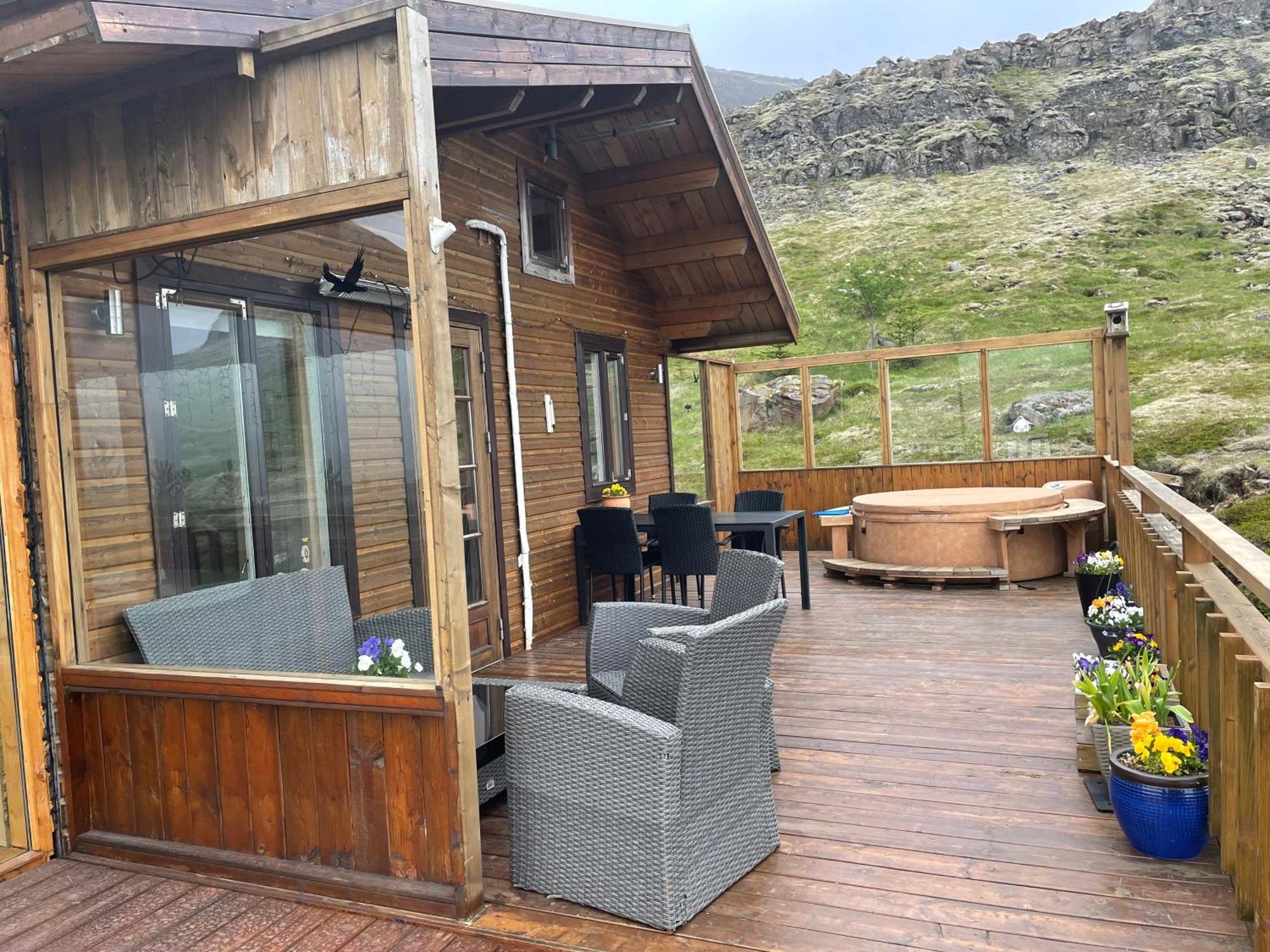 Icelandic Lake House Акранес Экстерьер фото