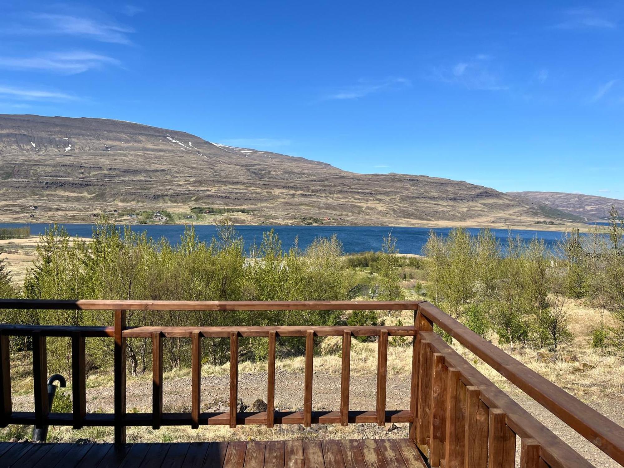 Icelandic Lake House Акранес Экстерьер фото